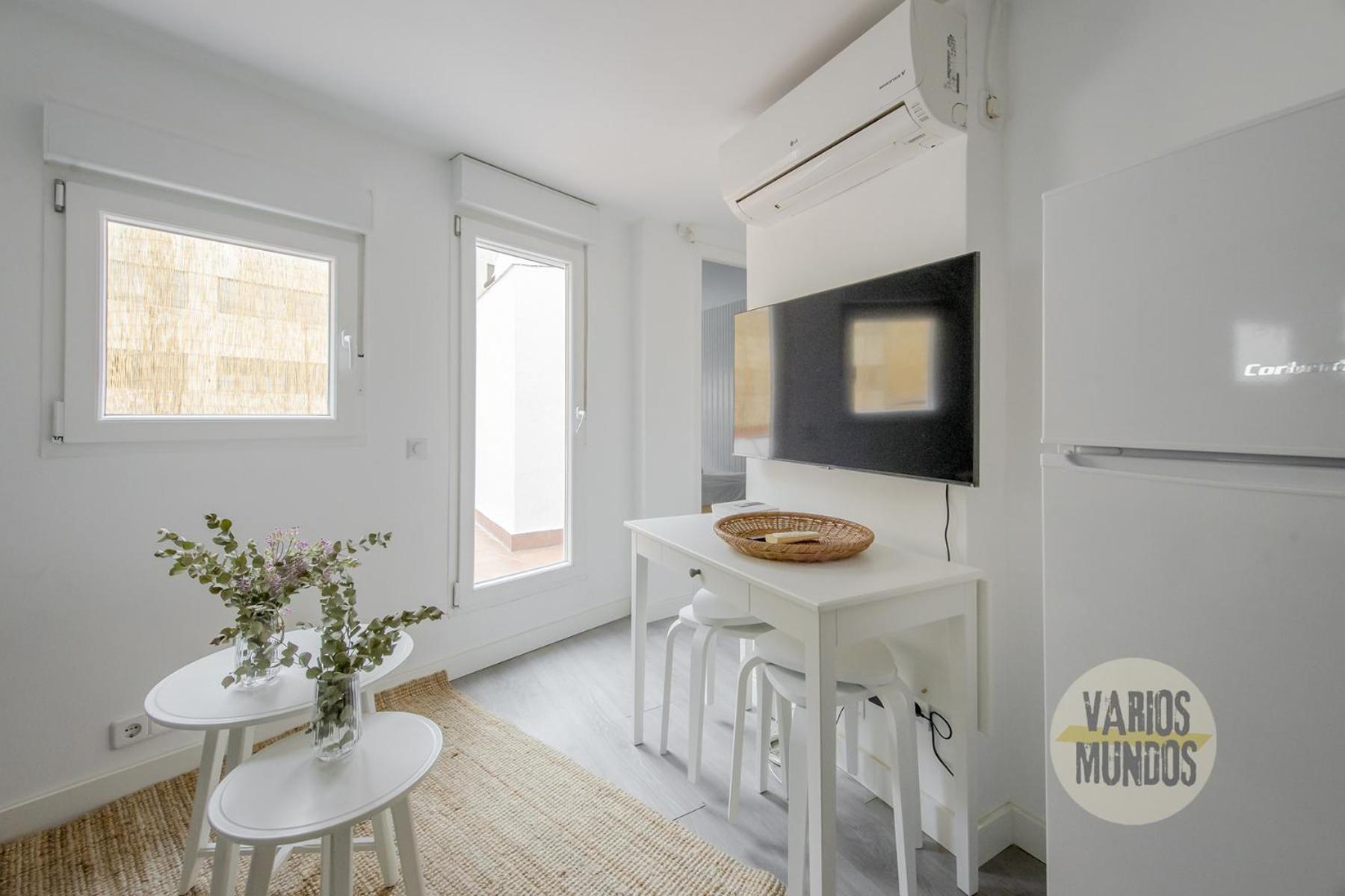 Atico Calle Silva Para 3Pax Con Terraza Esquina Con Gran Via E2 Madri Exterior foto