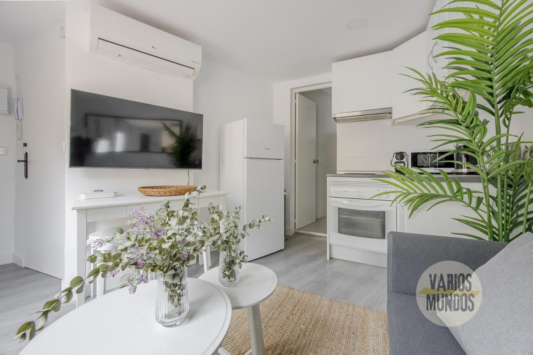 Atico Calle Silva Para 3Pax Con Terraza Esquina Con Gran Via E2 Madri Exterior foto